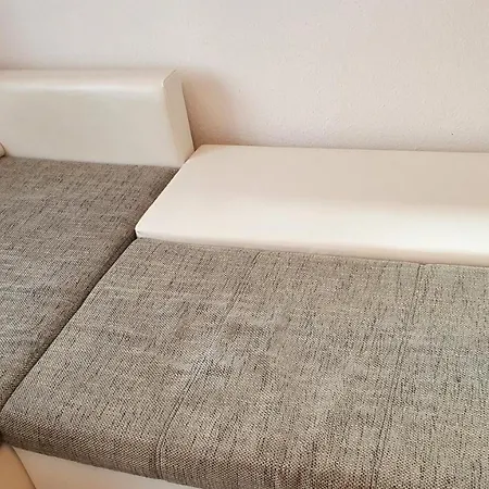 Fuer 5 Personen In Apartament