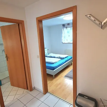 Fuer 5 Personen In *